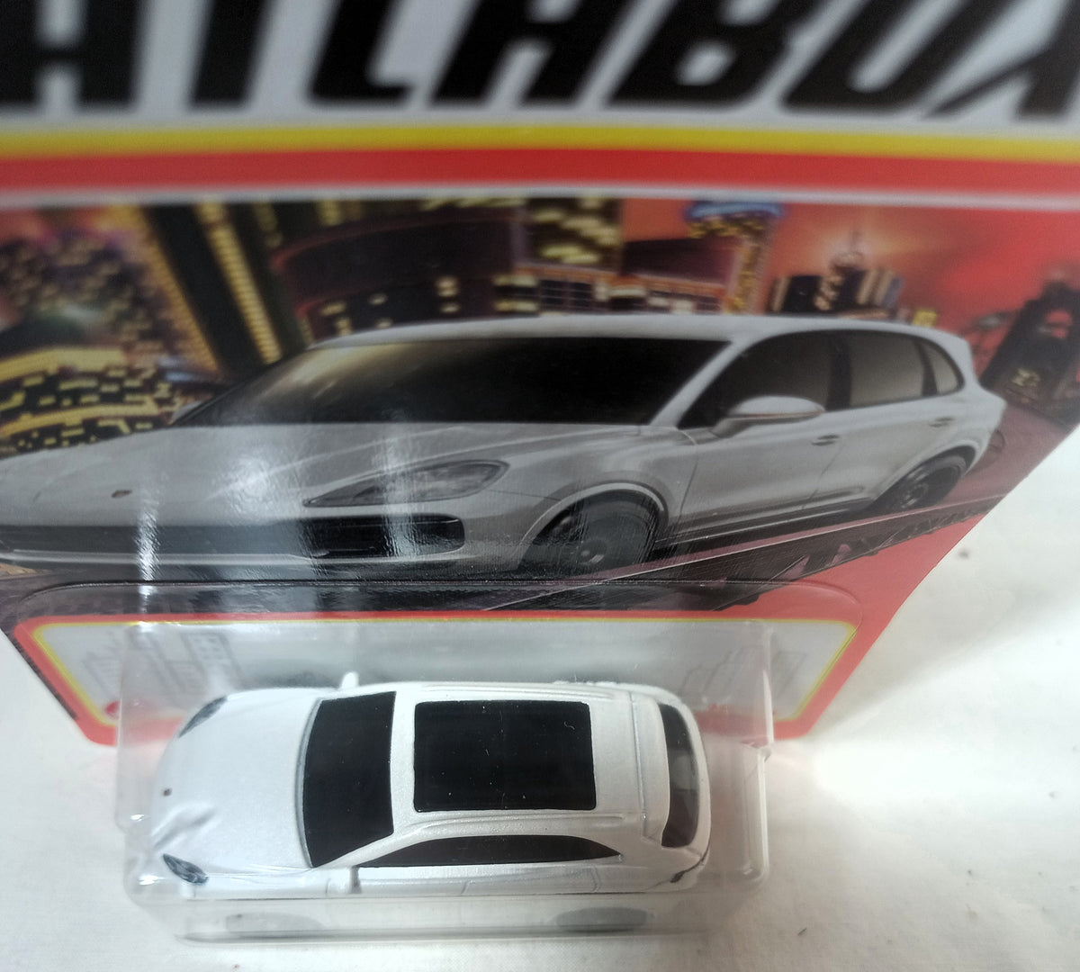 Matchbox MB27 Porsche Cayenne Turbo SUV MBX Metro White 2024 - TulipStuff