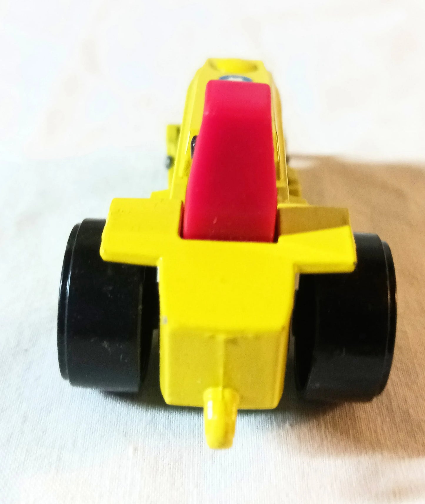 Lesney Matchbox 21 Rod Roller Contruction Diecast Toy England 1973 - TulipStuff