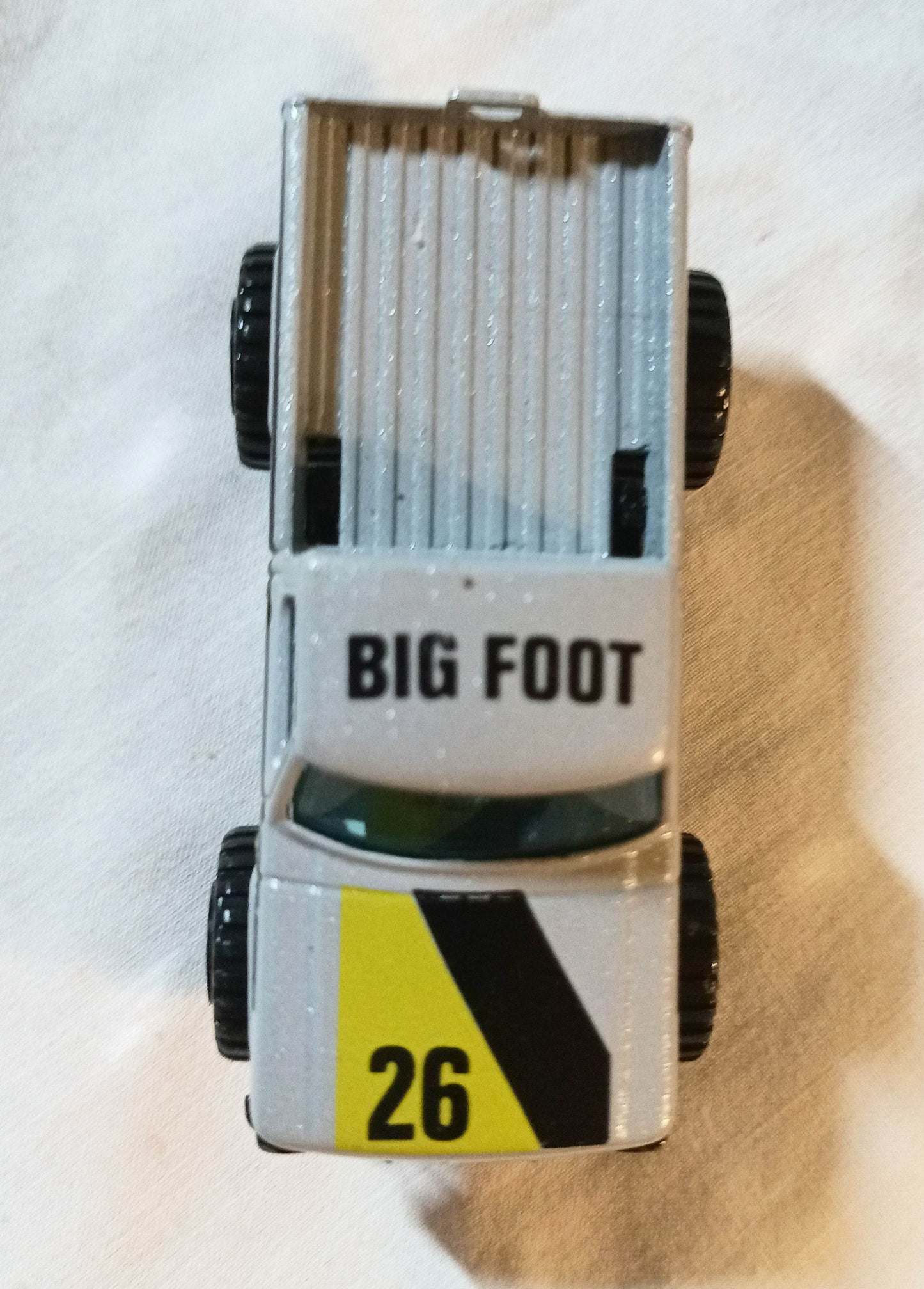 Matchbox #22 4x4 Mini Pick-up Truck Camper Macau 1983 - TulipStuff