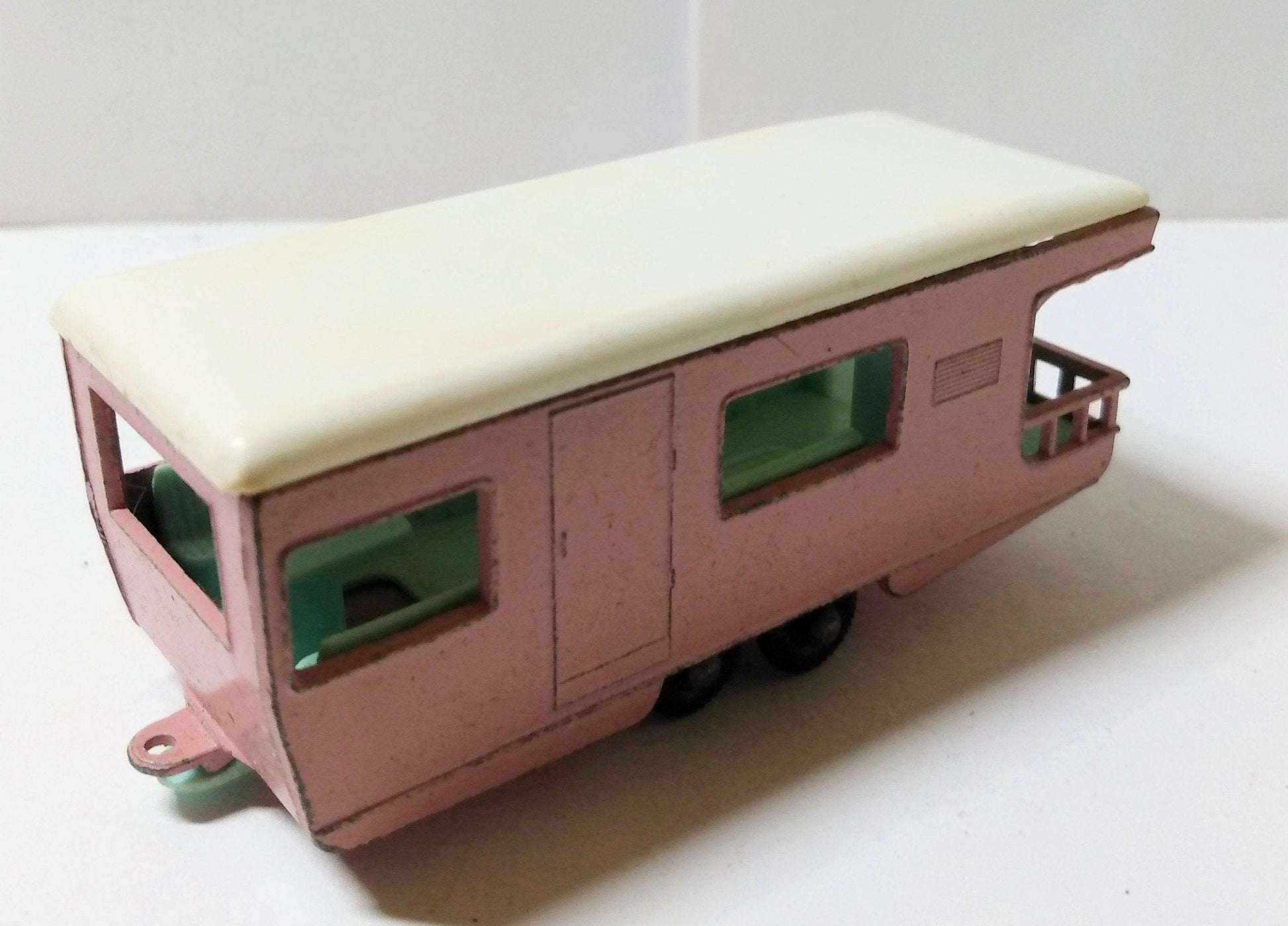 Lesney Matchbox 23 Trailer Caravan RV Camper Pink England 1965 - TulipStuff