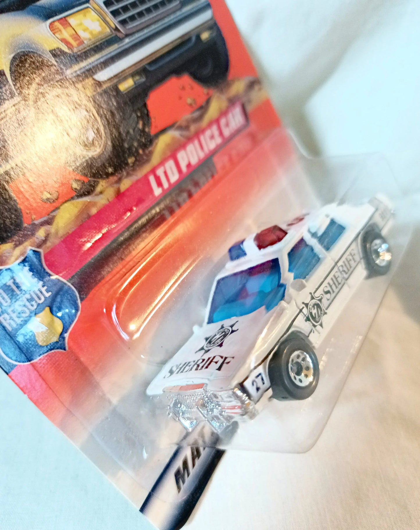 Matchbox 24 Ford LTD Police Car Sheriff To The Rescue 1998 -TulipStuff