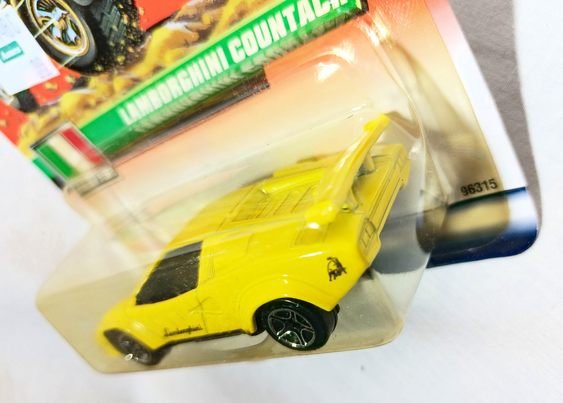 Matchbox 24 Italian Stars Lamborghini Countach LP500S Sports Car 2000 - TulipStuff