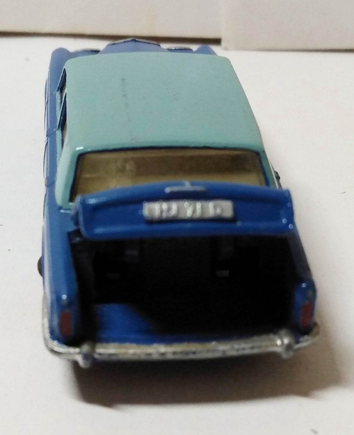 Lesney Matchbox #24 Rolls Royce Silver Shadow 1967 Custom Repaint - TulipStuff