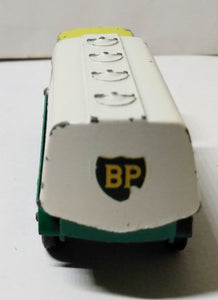 Lesney Matchbox 25 BP Bedford Petrol Tanker 1964 England - TulipStuff