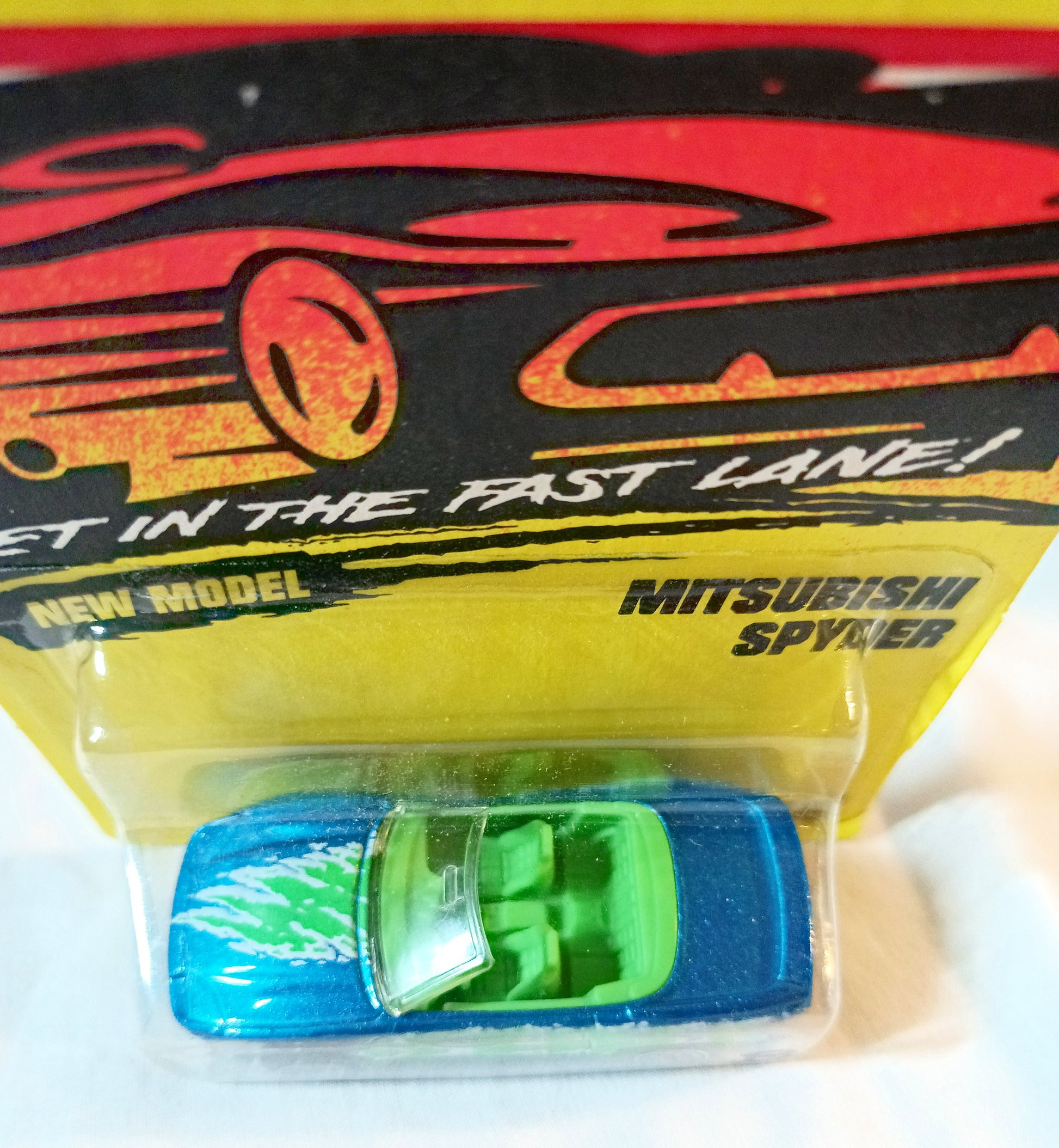 Matchbox #28 Mitsubishi 3000GT Spyder Convertible 1995 - TulipStuff