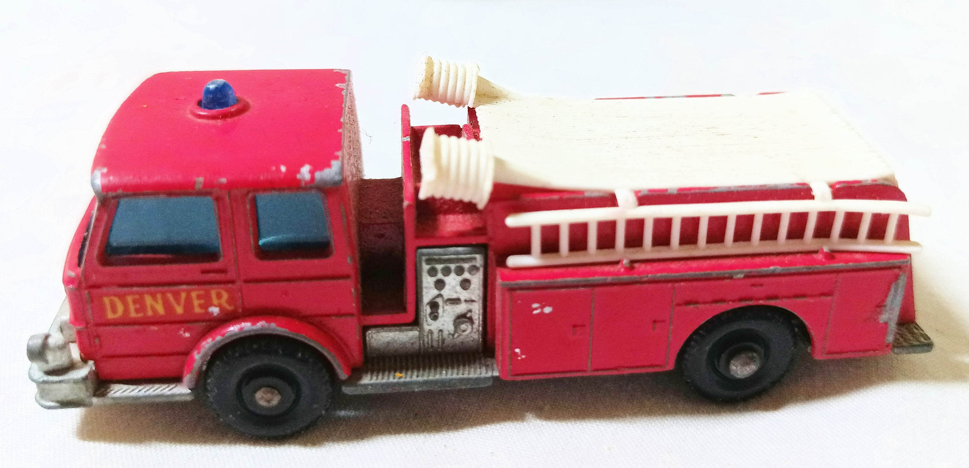 Lesney Matchbox 29 Fire Pumper Truck Diecast 1966 England - TulipStuff