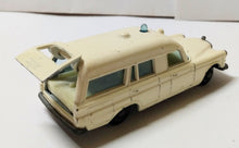 Load image into Gallery viewer, Lesney Matchbox 3 Mercedes Benz Binz Ambulance 1967 England - TulipStuff
