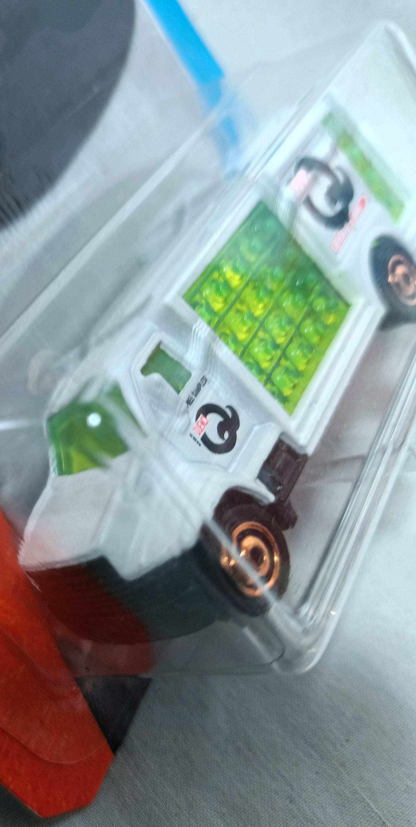 Matchbox 30 Aqua King Quench MBX Adventure City White 2016 - TulipStuff
