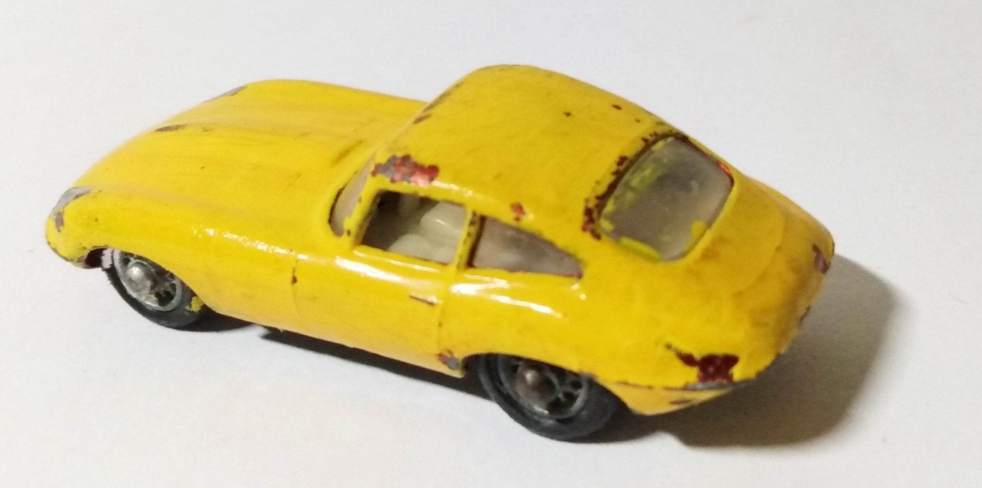 Lesney Matchbox 32 Jaguar XKE E-Type Sports Car England 1962 REPAINT - TulipStuff