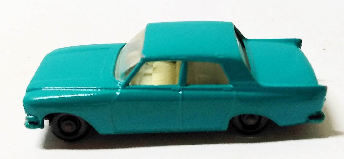 Lesney Matchbox 33 Ford Zephyr 6 Sedan Diecast Car England 1963 - TulipStuff