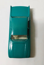 Load image into Gallery viewer, Lesney Matchbox 33 Ford Zephyr 6 Sedan Diecast Car England 1963 - TulipStuff
