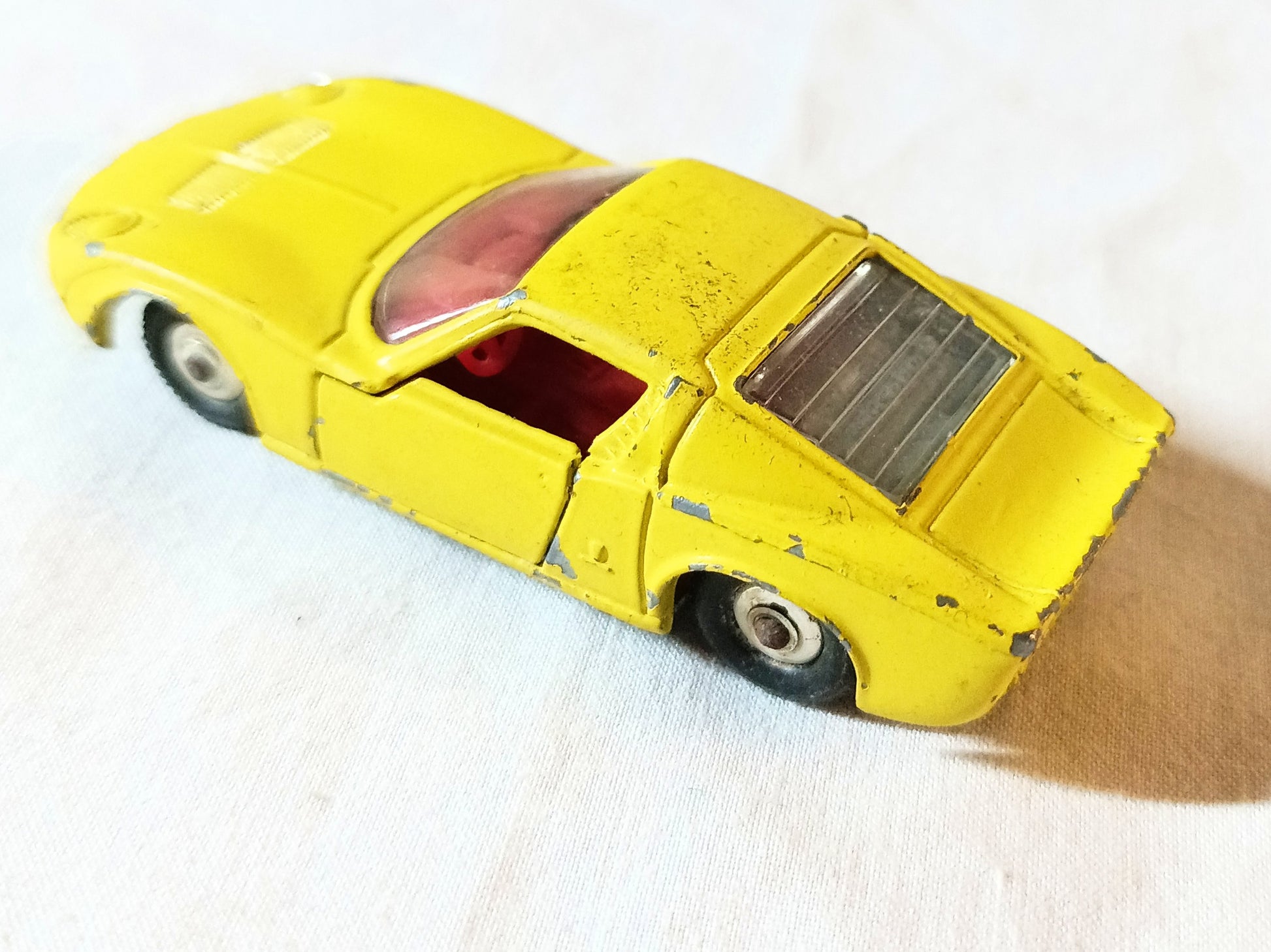 Lesney Matchbox 33 Lamborghini Miura England 1969 - TulipStuff
