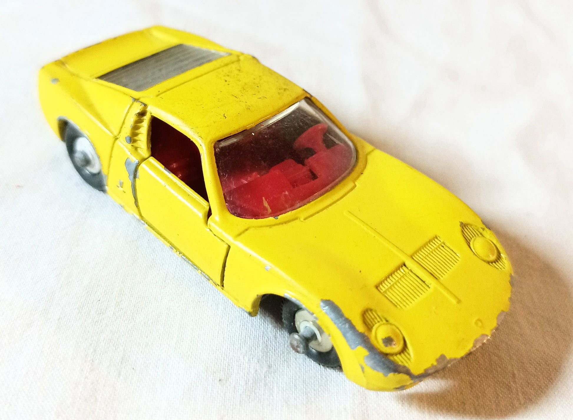 Lesney Matchbox 33 Lamborghini Miura England 1969 - TulipStuff