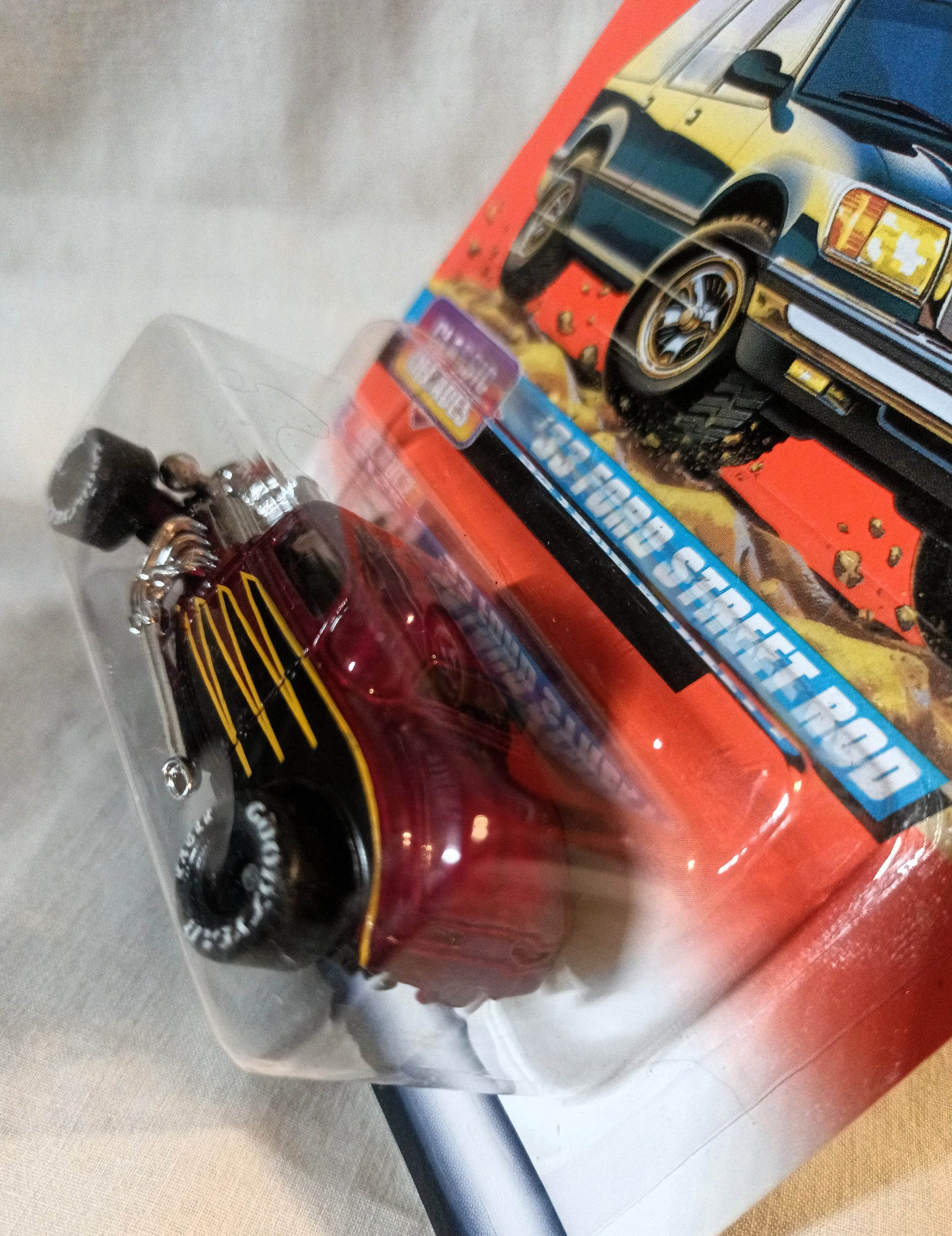 Matchbox #34 '33 Ford Street Rod Classic Decades Series 1998 - TulipStuff