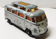 Load image into Gallery viewer, Lesney Matchbox 34 Volkswagen Camper England 1967 high roof - TulipStuff
