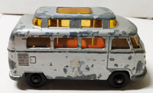 Lesney Matchbox 34 Volkswagen Camper England 1967 high roof - TulipStuff