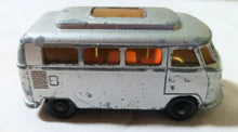 Load image into Gallery viewer, Lesney Matchbox 34 Volkswagen Camper England 1967 low roof - TulipStuff
