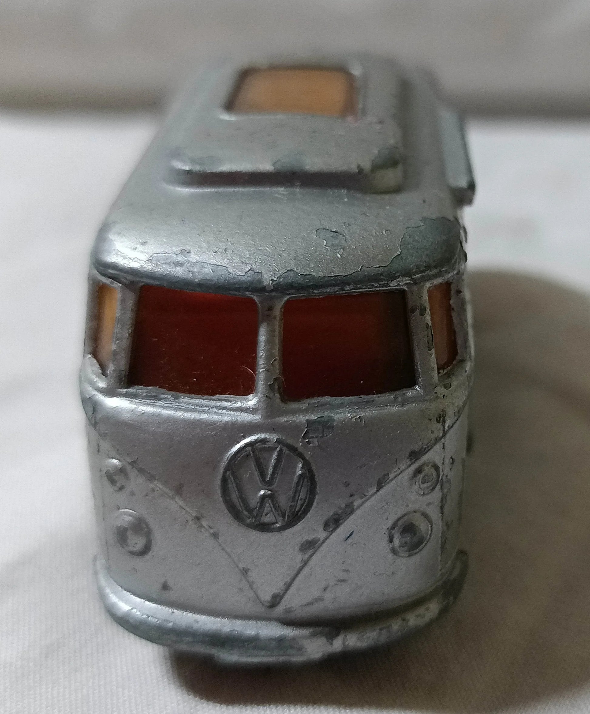 Lesney Volkswagen Camper N 34 + Un Caravane N 23 A Restaurer Lesney Volkswagen Camper N 34 + Un Caravane N 23 A Restaurer