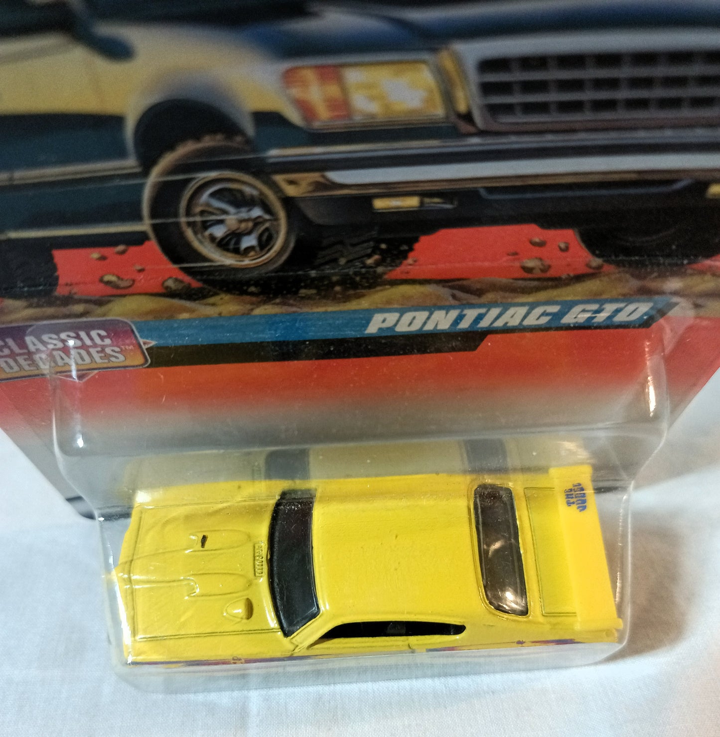 Matchbox #38 '70 Pontiac GTO Classic Decades 1998 - TulipStuff