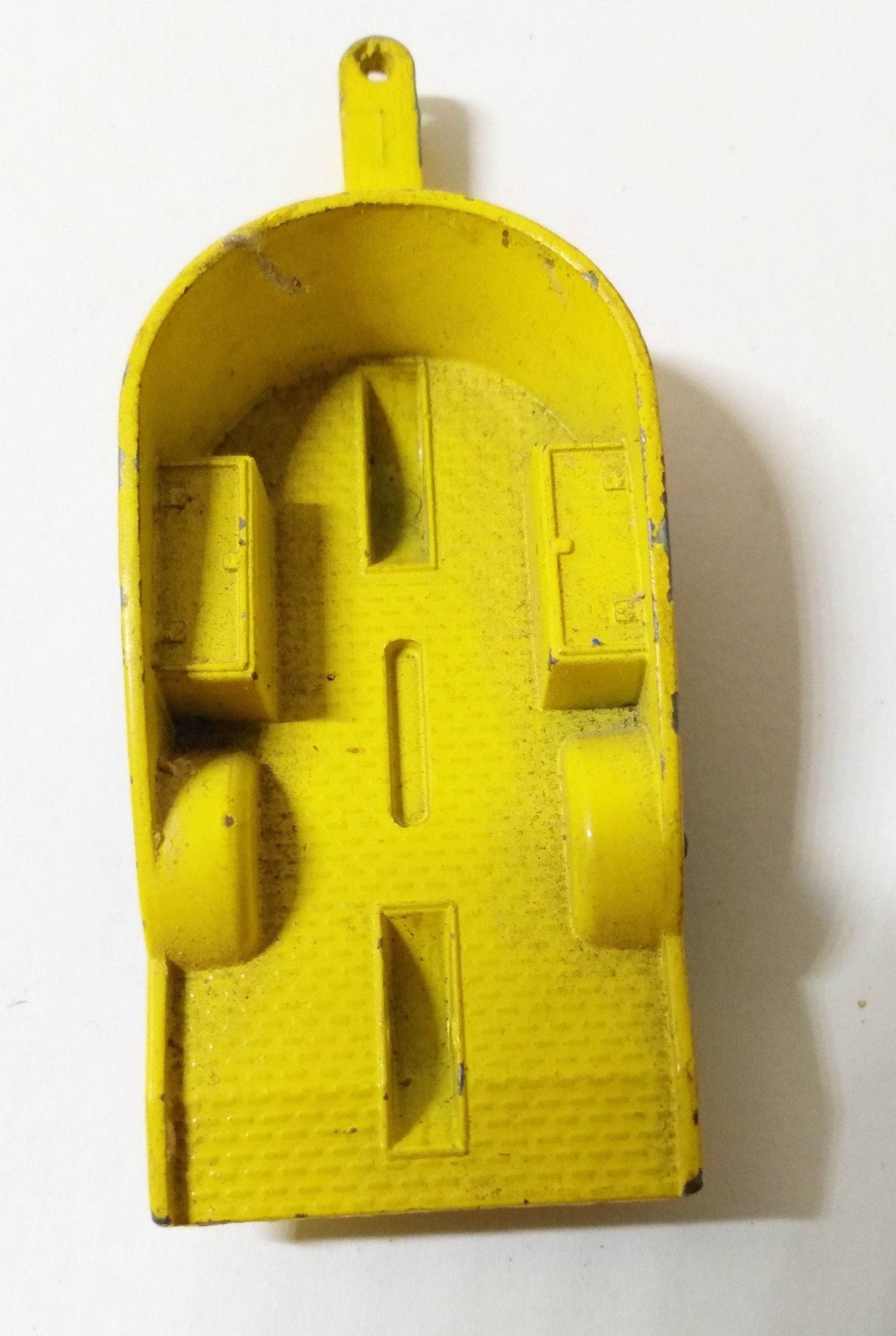 Lesney Matchbox no. 38 Honda Motorcycle and Trailer 1967 England - TulipStuff