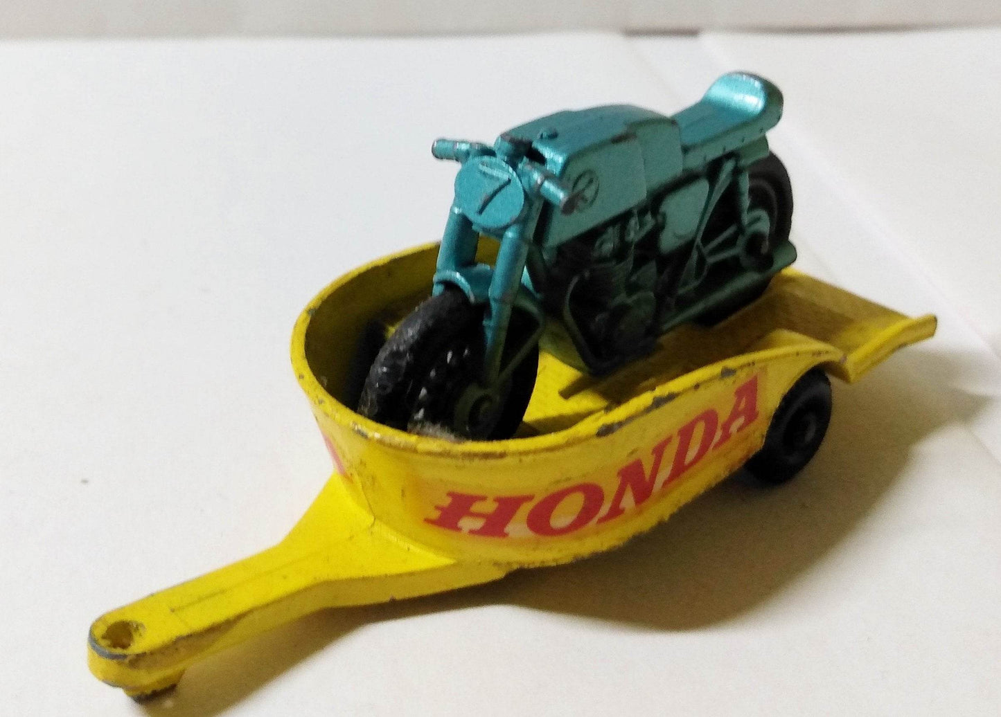 Lesney Matchbox no. 38 Honda Motorcycle and Trailer 1967 England - TulipStuff