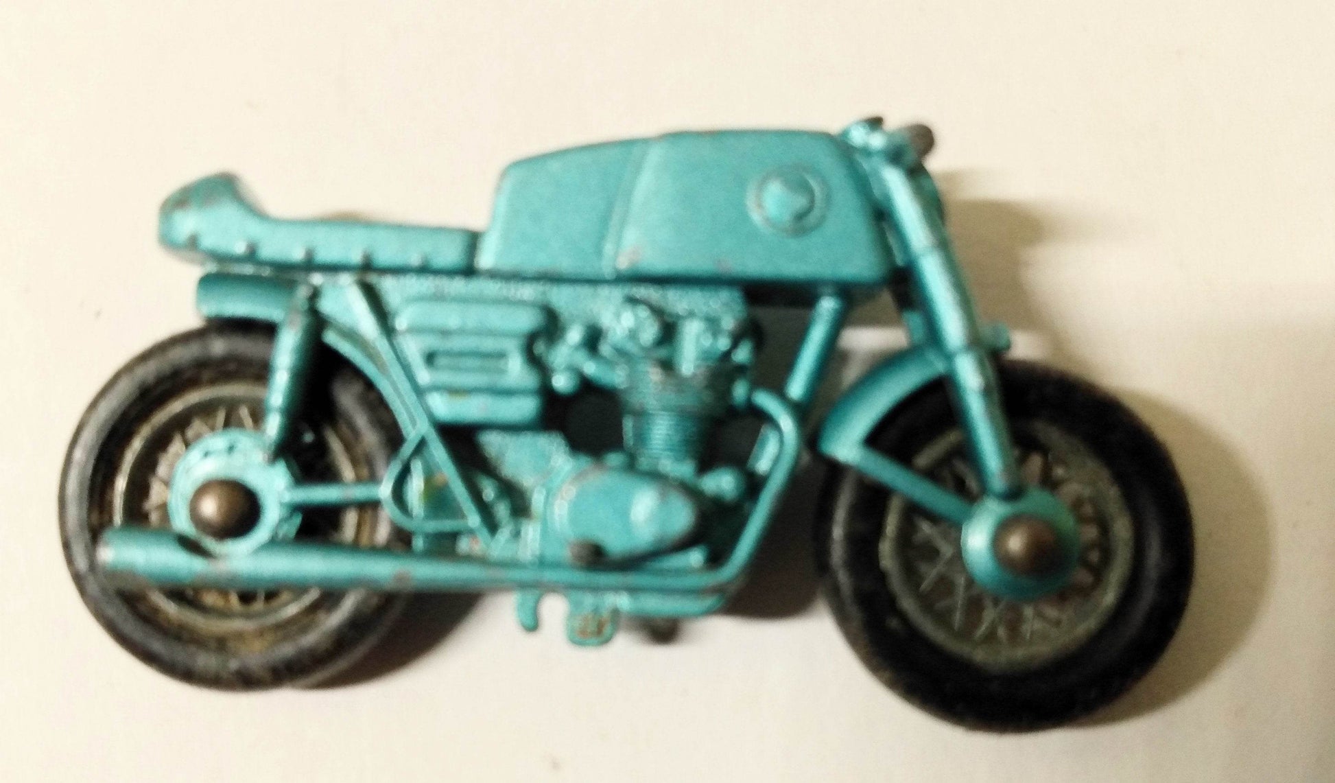 Lesney Matchbox no. 38 Honda Motorcycle and Trailer 1967 England - TulipStuff