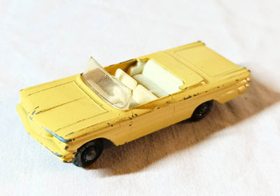 Lesney Matchbox 39 Pontiac Convertible Yellow England 1962 - TulipStuff