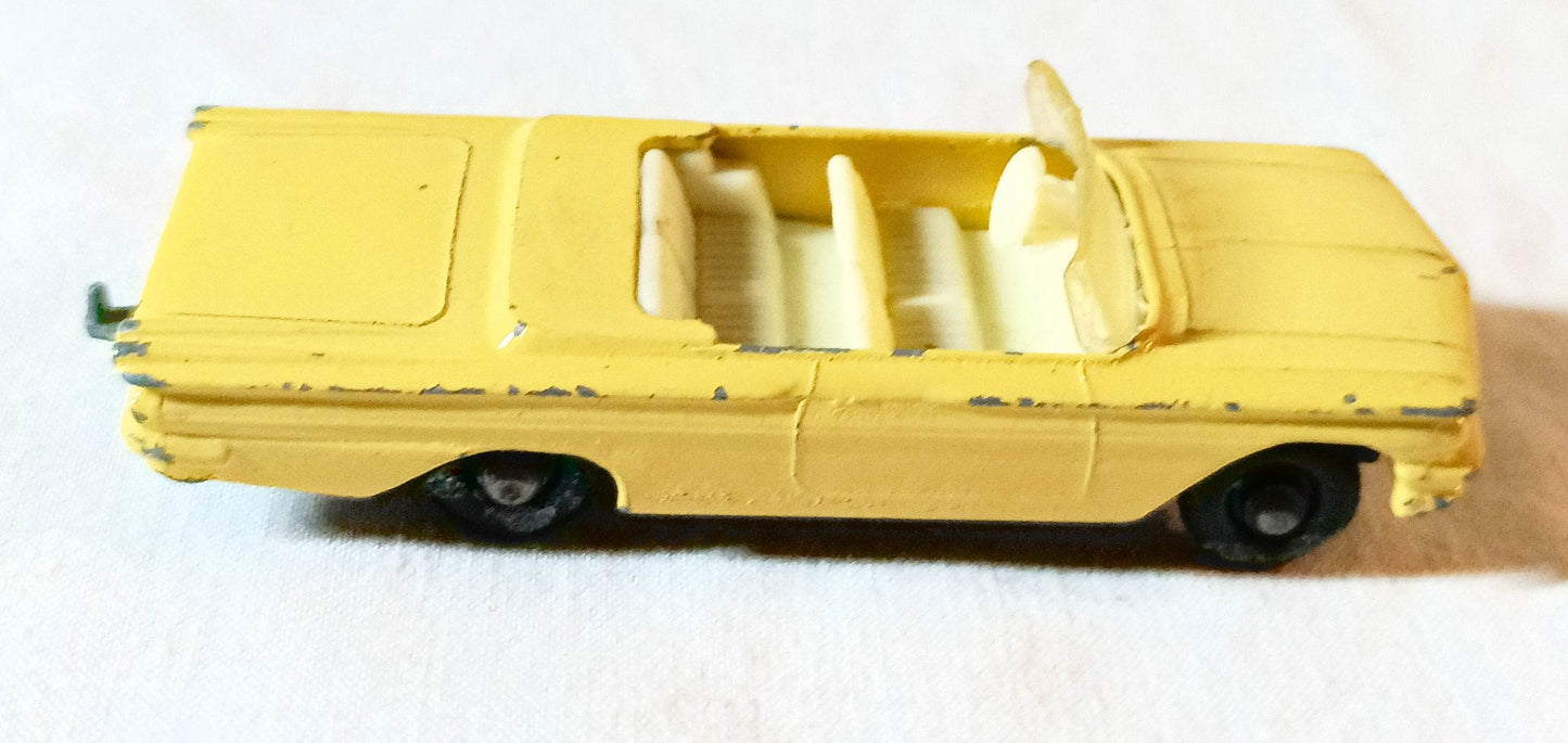 Lesney Matchbox 39 Pontiac Convertible Yellow England 1962 - TulipStuff