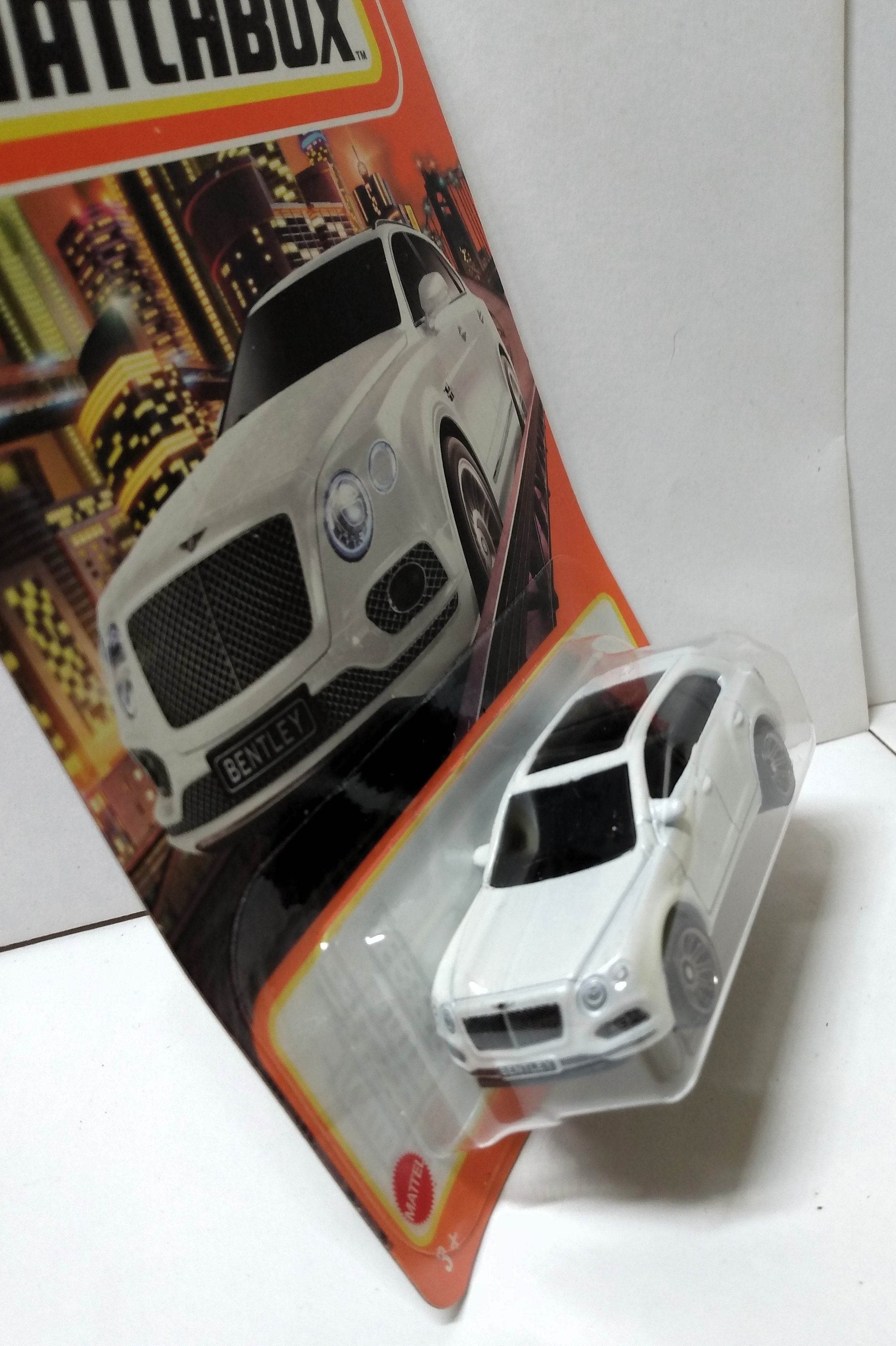 Matchbox 2023 MB4 - '18 Bentley Bentayga Luxury SUV - TulipStuff