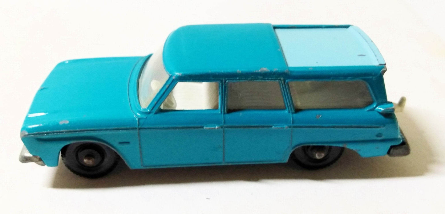 Lesney Matchbox 42 Studebaker Wagonaire Station Wagon England 1965 - TulipStuff