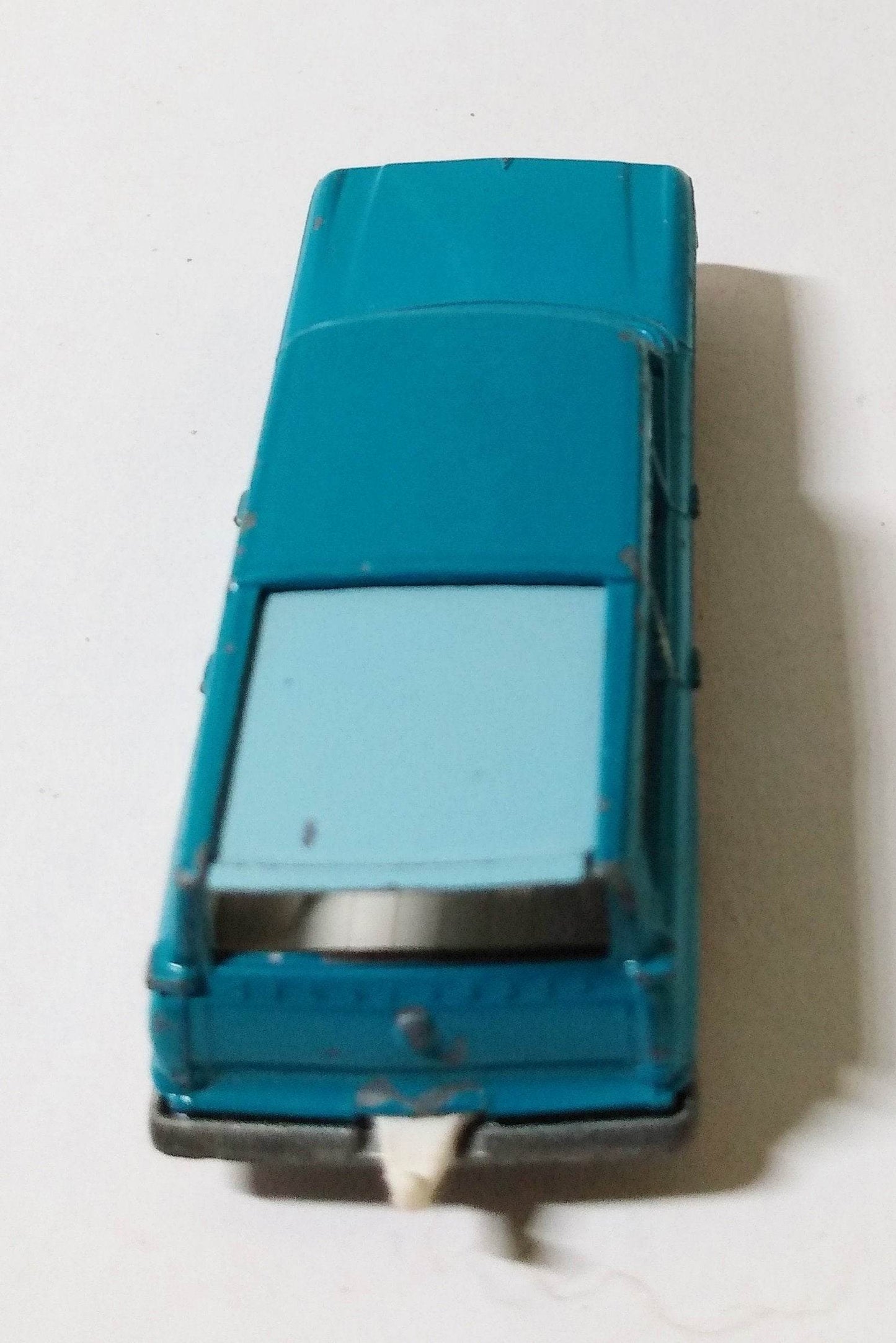 Lesney Matchbox 42 Studebaker Wagonaire Station Wagon England 1965 - TulipStuff