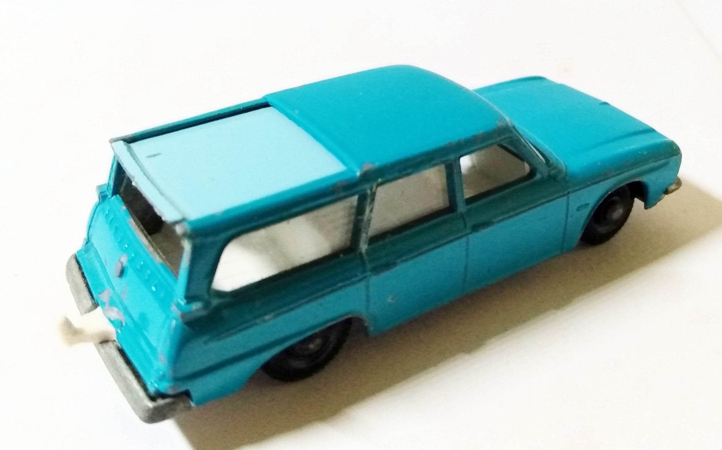 Lesney Matchbox 42 Studebaker Wagonaire Station Wagon England 1965 - TulipStuff