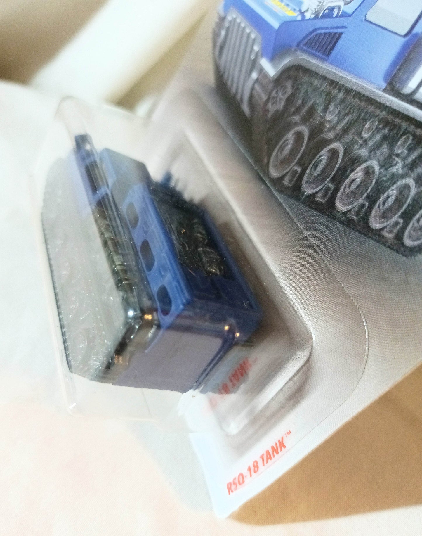 Matchbox MB44 RSQ-18 Tank MBX Rescue Blue 2019 - TulipStuff