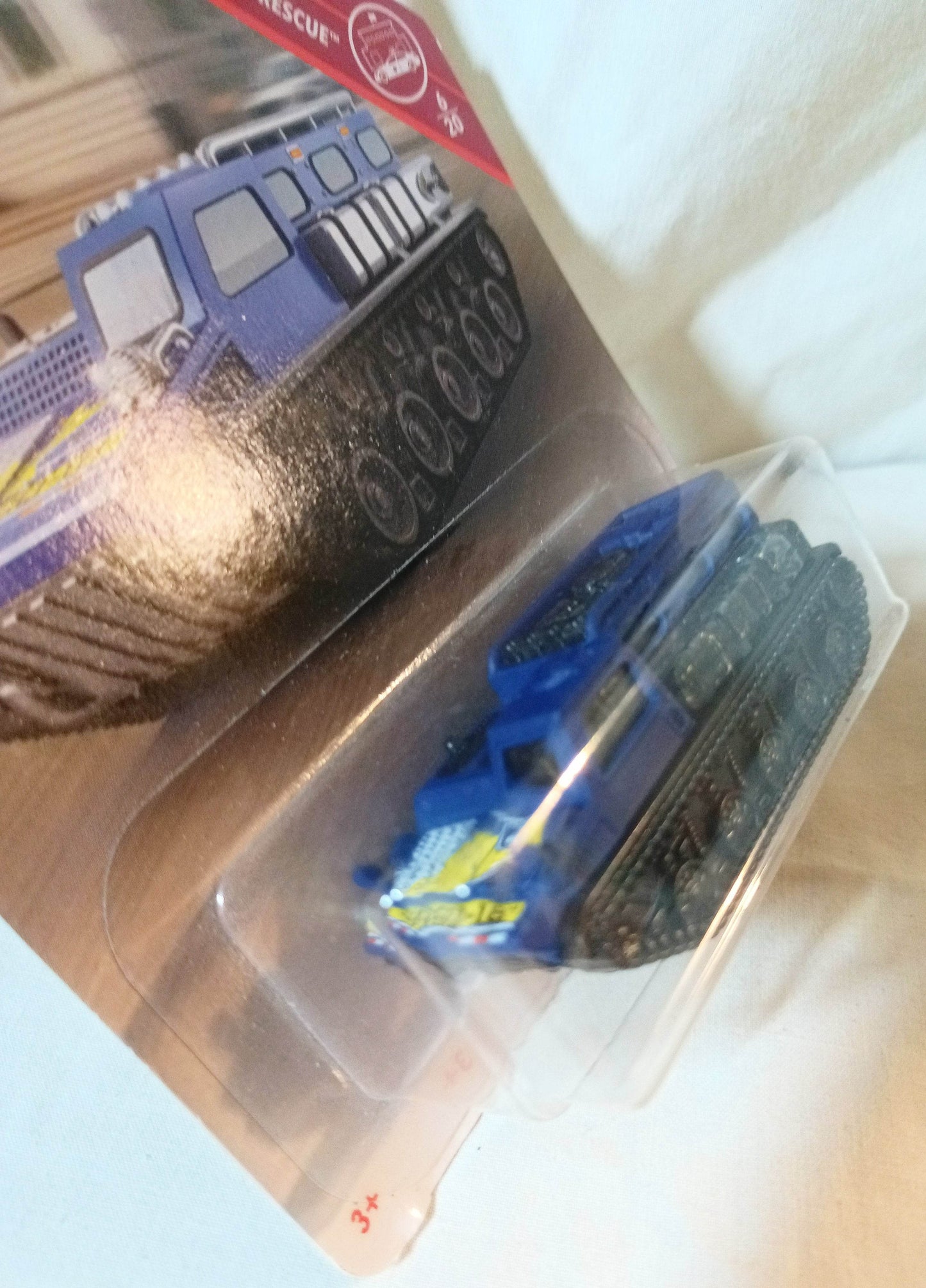 Matchbox MB44 RSQ-18 Tank MBX Rescue Blue 2019 - TulipStuff