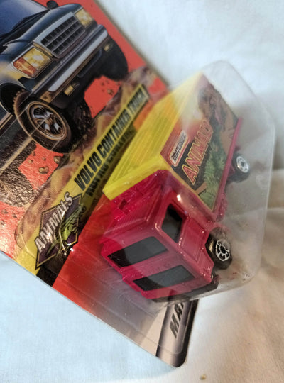 Matchbox #44 Volvo Container Truck Animals Dinosaurs 1998 - TulipStuff