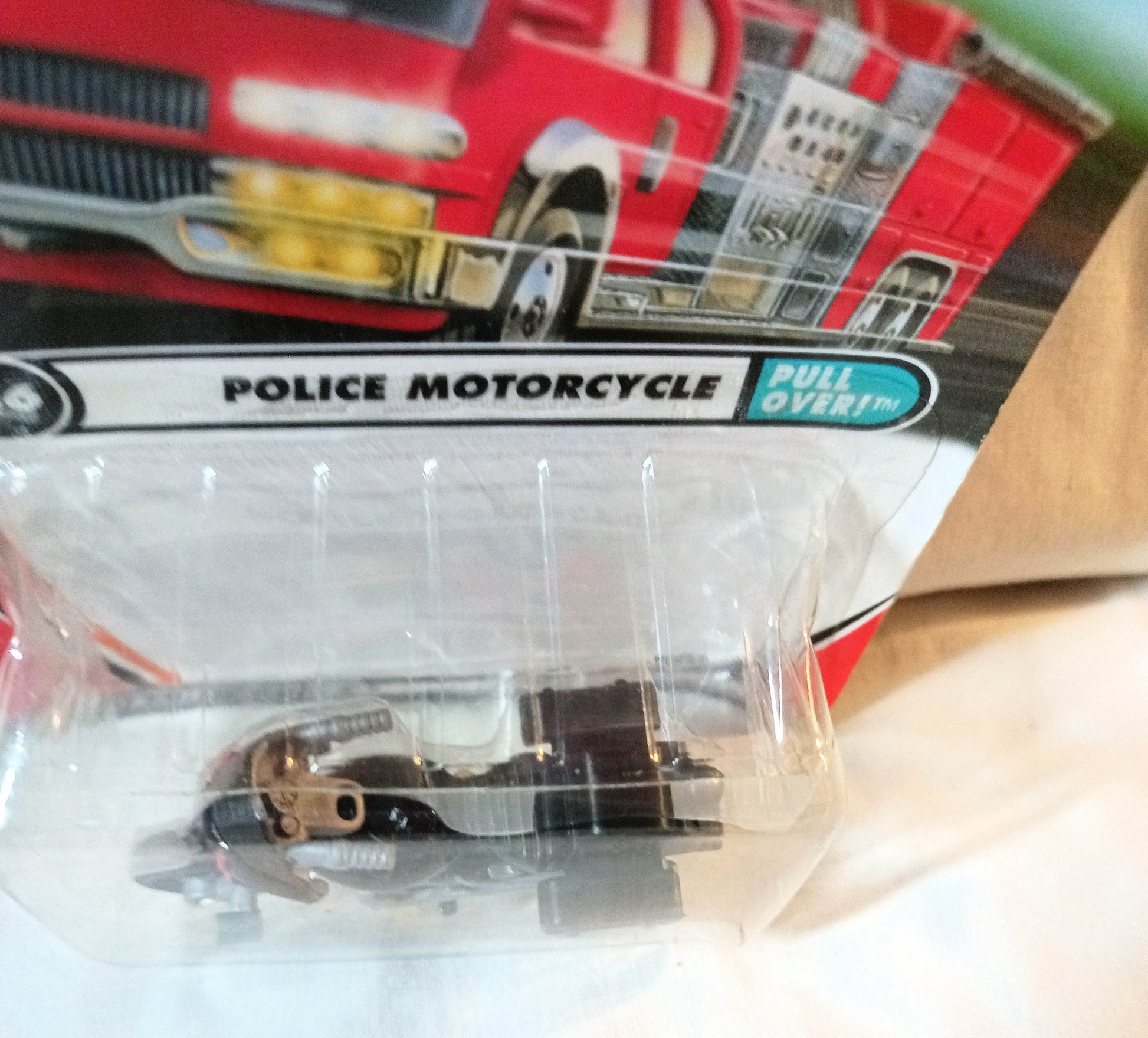 Matchbox 46 Pull Over Series! Police Motorcycle 2001 - TulipStuff