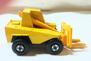 Lesney Matchbox 48 Sambron Jacklift Superfast England 1977 - TulipStuff