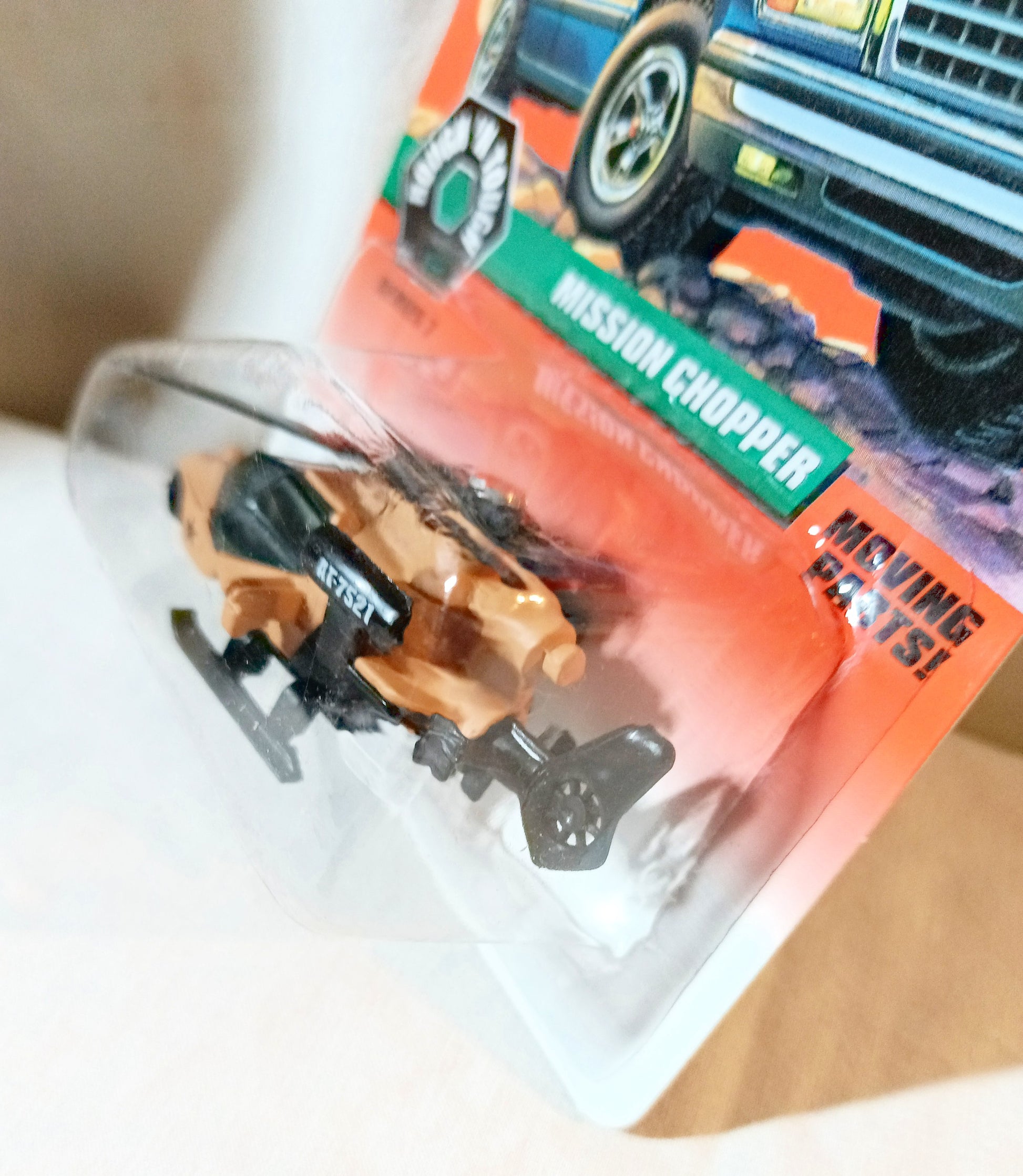 Matchbox 49 Mission Chopper Military Helicopter Rough N Tough 1998 - TulipStuff