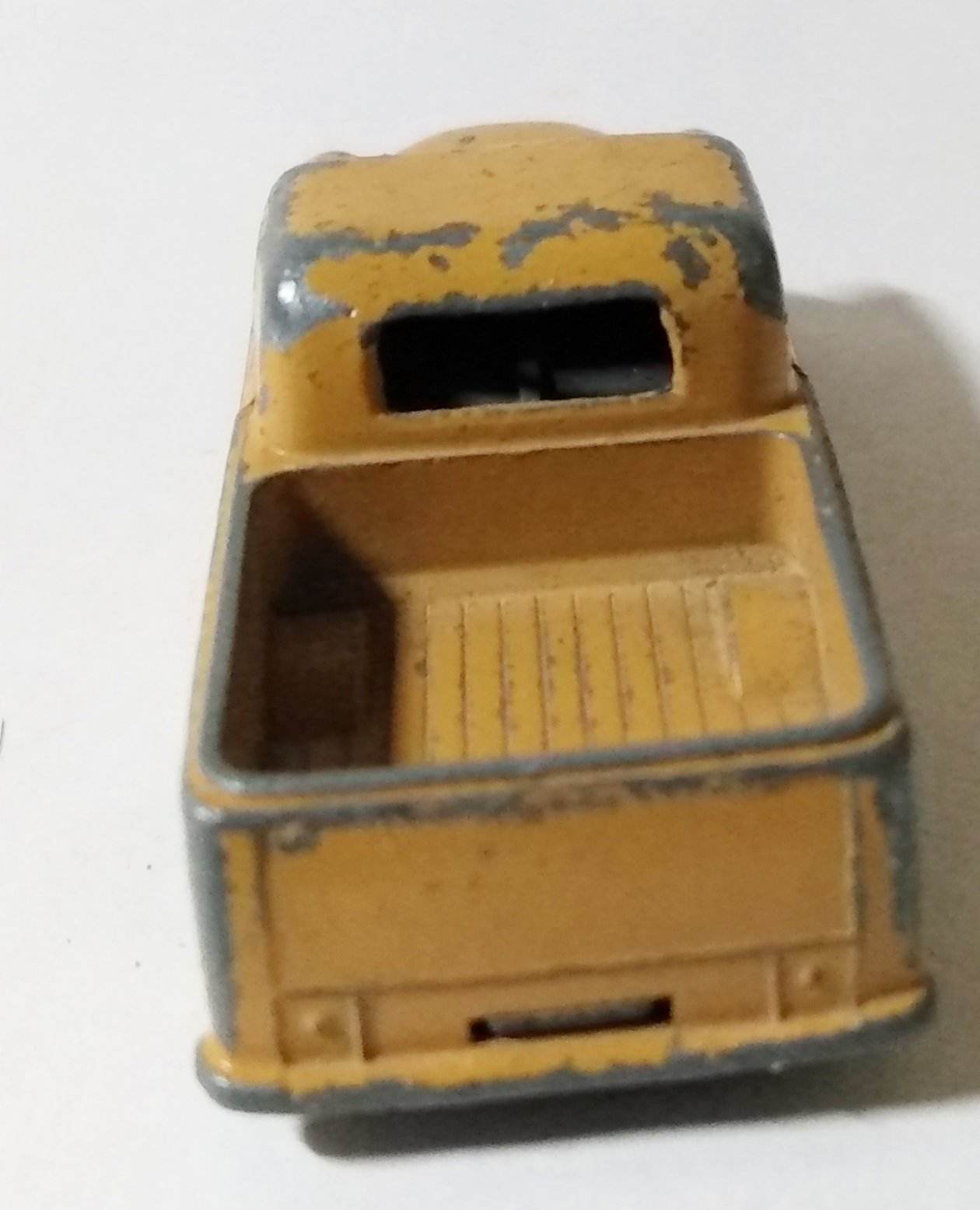 Lesney Matchbox 50 Commer Pickup Truck Mk VIII England 1958 - TulipStuff