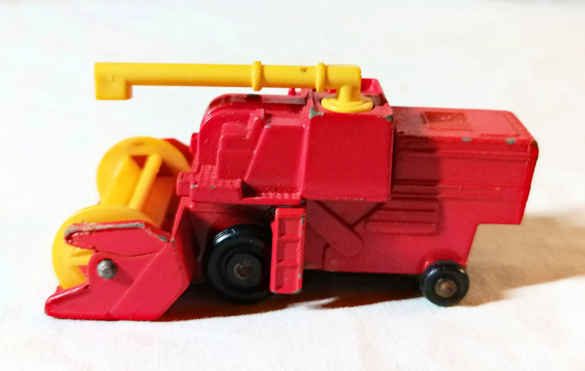 Lesney Matchbox 51 Combine Harvester Farm Toy England 1978 - TulipStuff