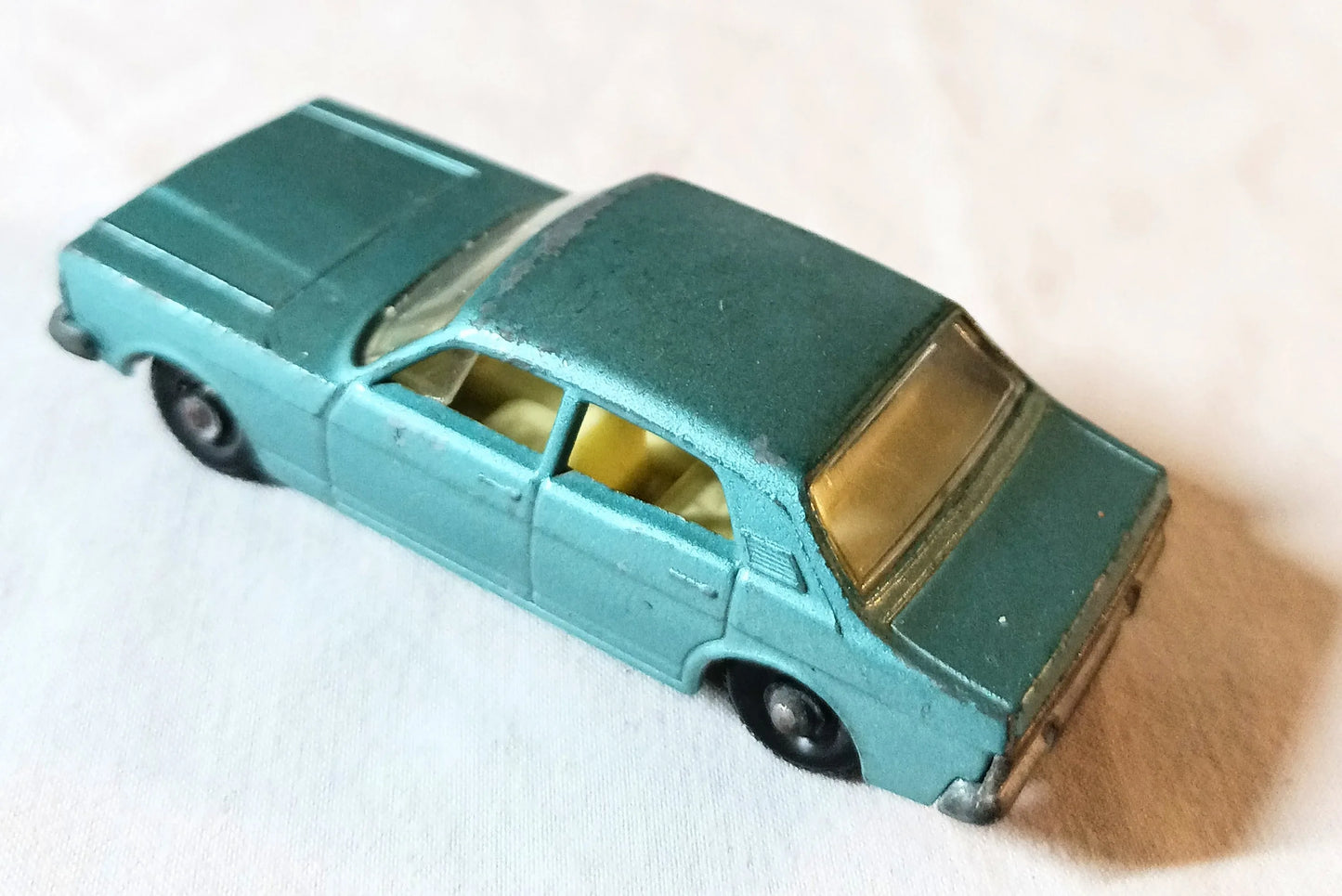 Lesney Matchbox 53 Ford Zodiac Mk.IV Sedan Diecast Toy England 1968 - TulipStuff