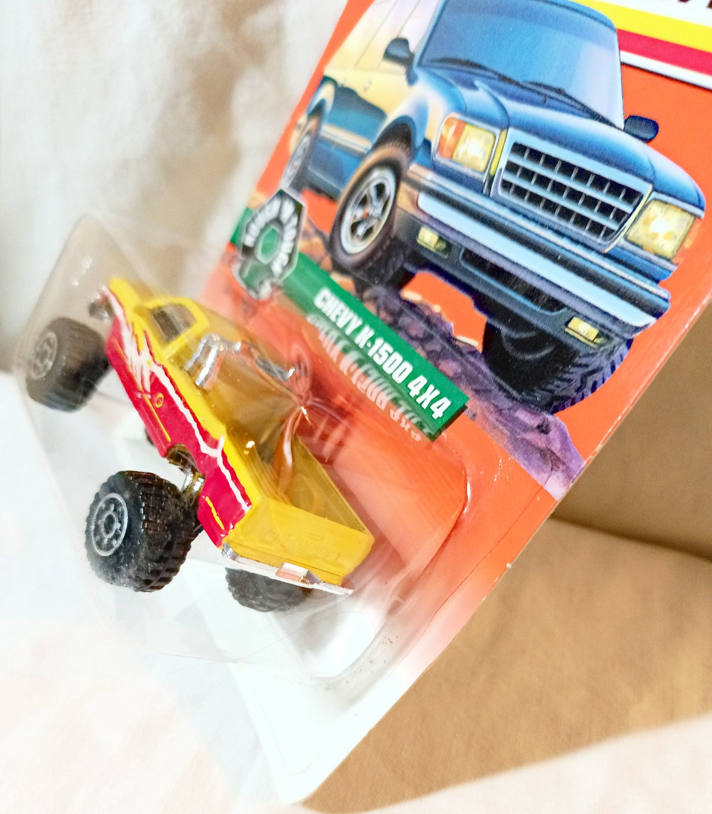 Matchbox #54 Chevy K-1500 4X4 Pickup Truck Rough N Tough 1998 - TulipStuff
