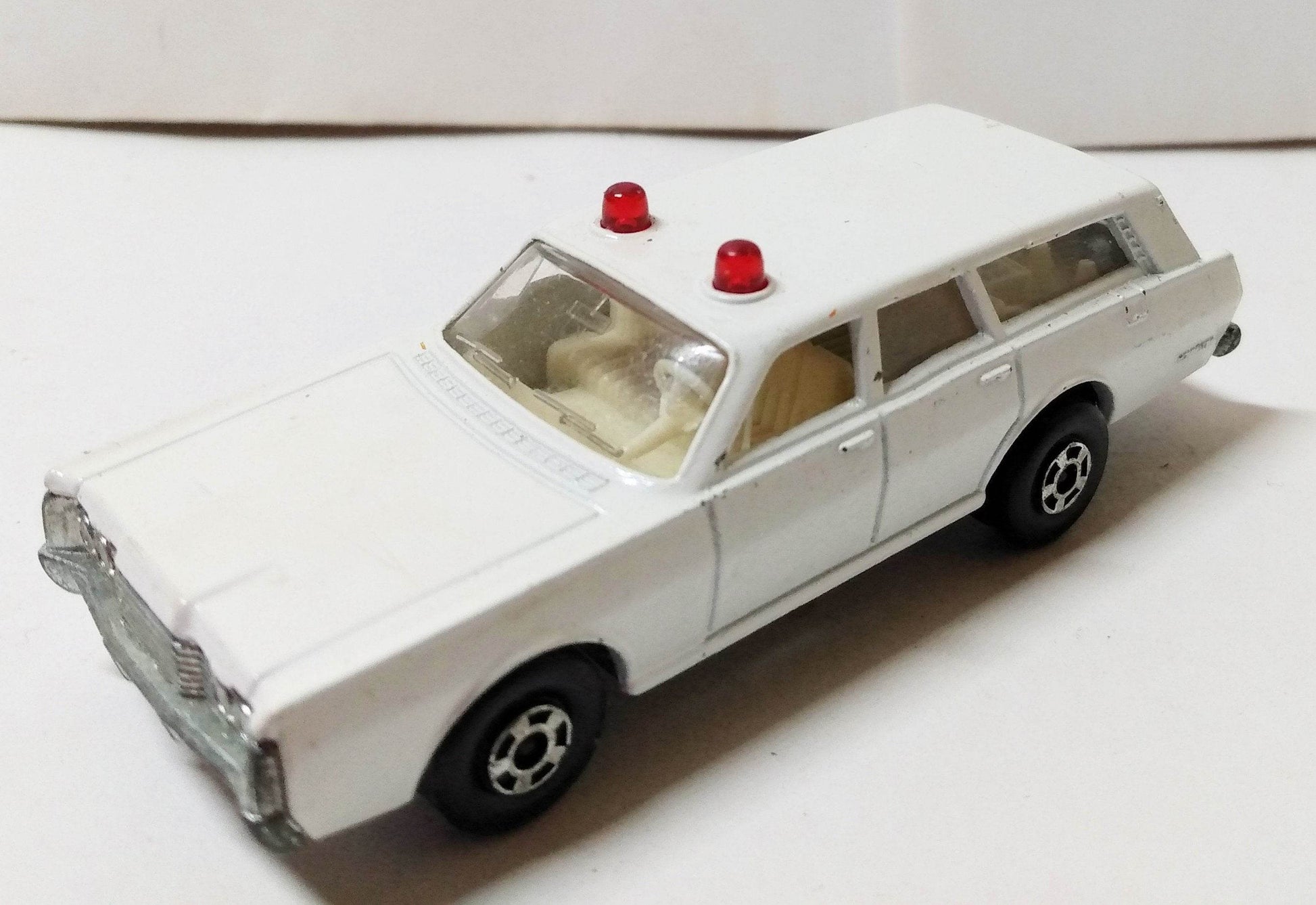 Lesney Matchbox 55 Mercury Commuter Police Station Wagon Superfast 1971 - TulipStuff