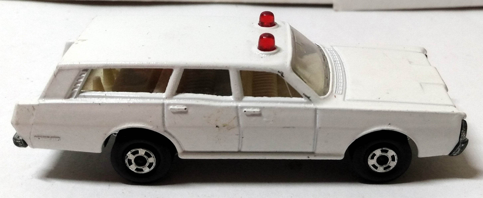 Lesney Matchbox 55 Mercury Commuter Police Station Wagon Superfast 1971 - TulipStuff