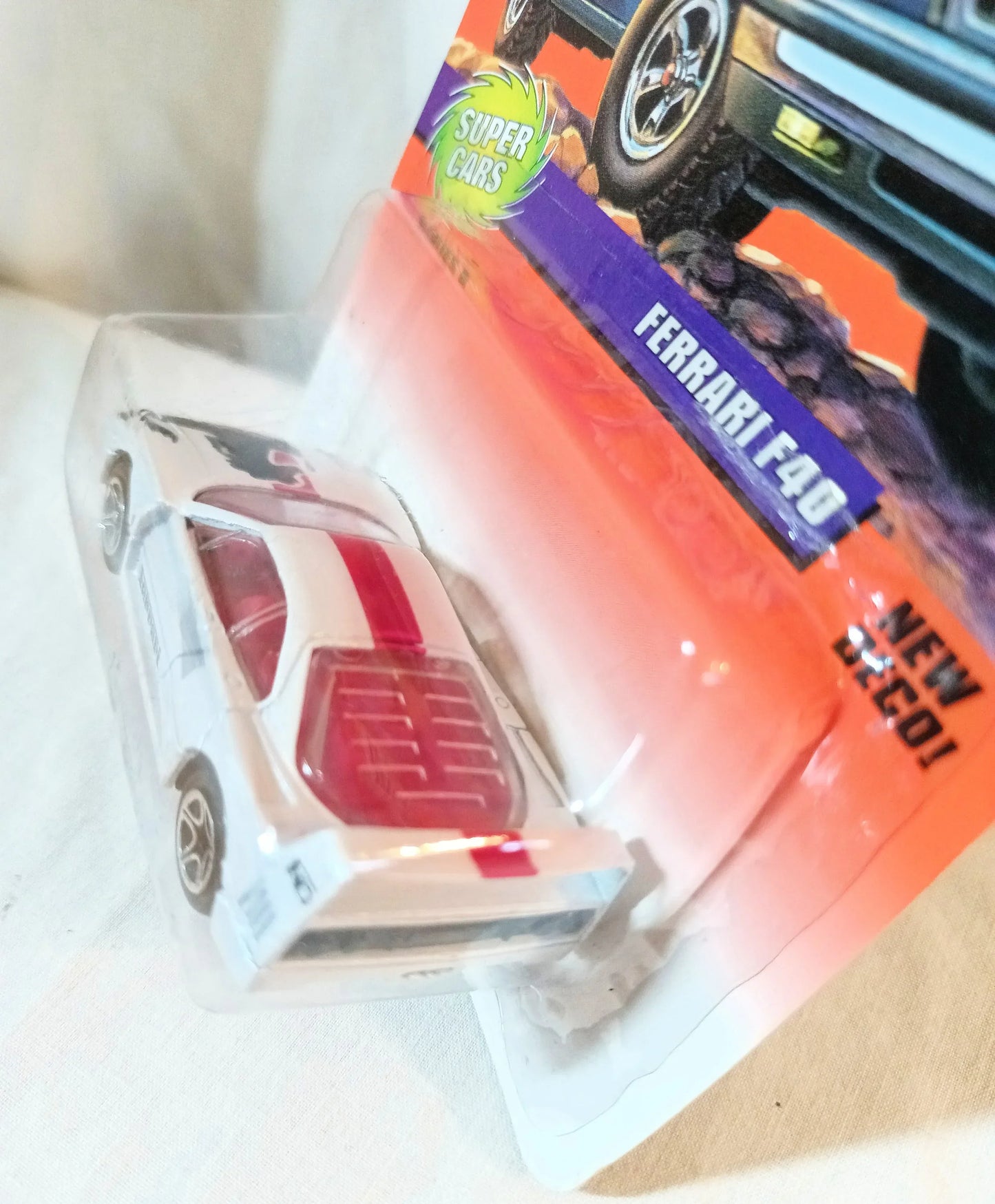 Matchbox 57 Ferrari F40 Super Cars Series 8 Italian Sports Car 1998 - TulipStuff