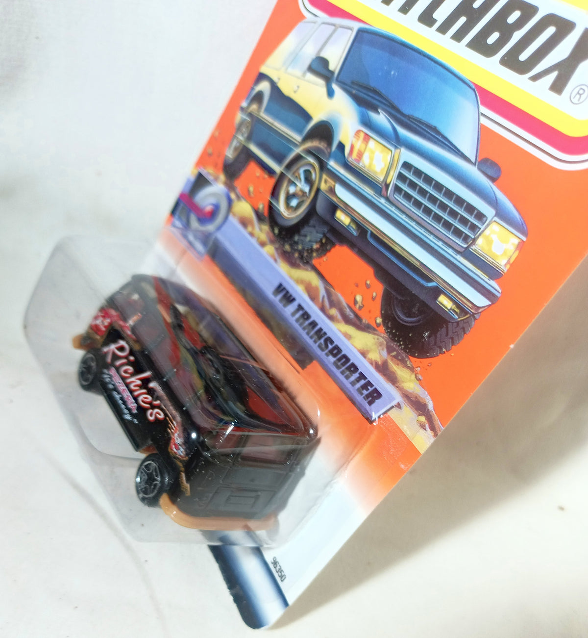 Matchbox #57 '67 VW Transporter Richie's Pizzeria Speedy Delivery 2000 - TulipStuff