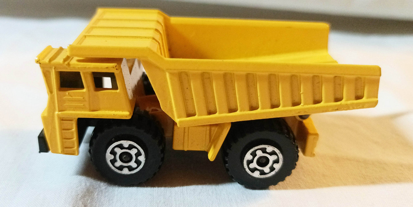 Lesney Matchbox 58 Faun Dump Truck Superfast England 1976 - TulipStuff