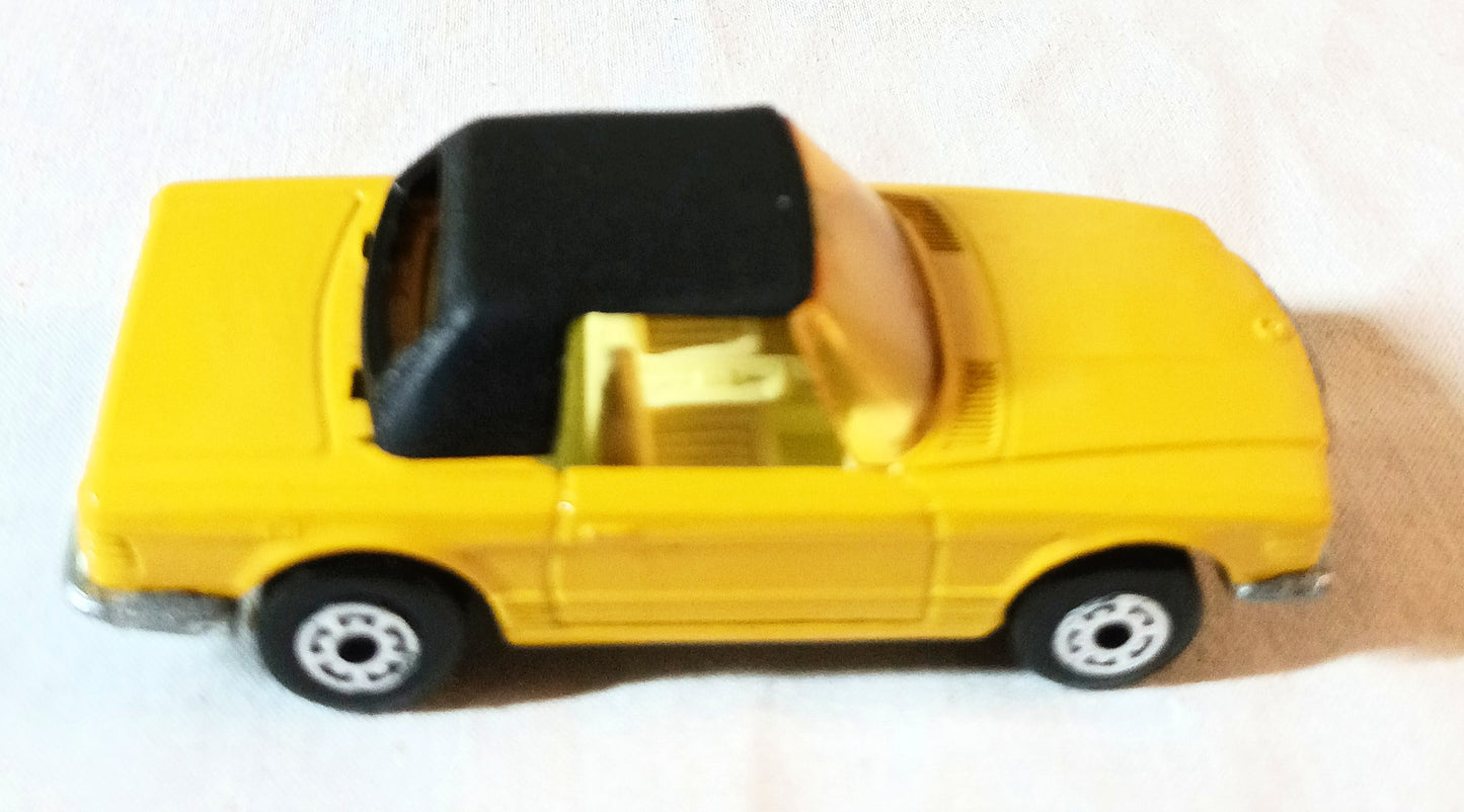Lesney Matchbox No 6 Mercedes 350SL Superfast England 1973 Yellow - TulipStuff
