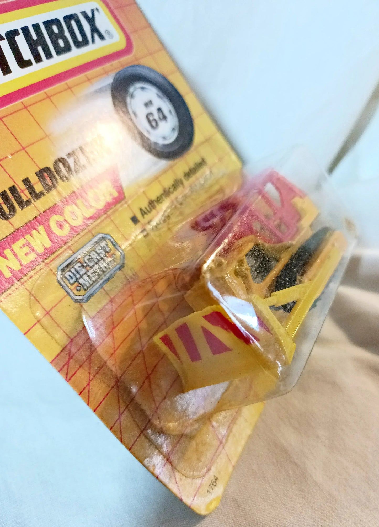 Matchbox 64 Caterpillar Bulldozer Diecast Metal Construction Toy 1993 - TulipStuff