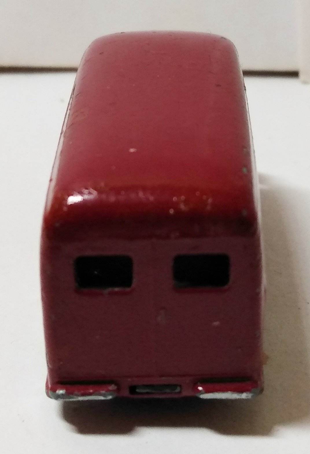 Lesney Matchbox 69 Nestle Delivery Van Commer 30 CWT England 1959 - TulipStuff